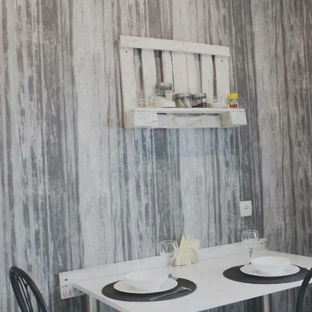 Apartment Квартира Ярослава Мудрого 克里沃罗格 外观 照片